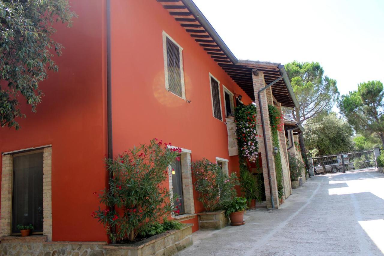 Villa Societa Agricola F.Lli Angelucci Cannara Exterior foto